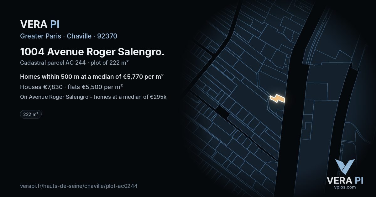 1004 Avenue Roger Salengro, Chaville at night – the plot lit, the parcels around coloured by the prices near them