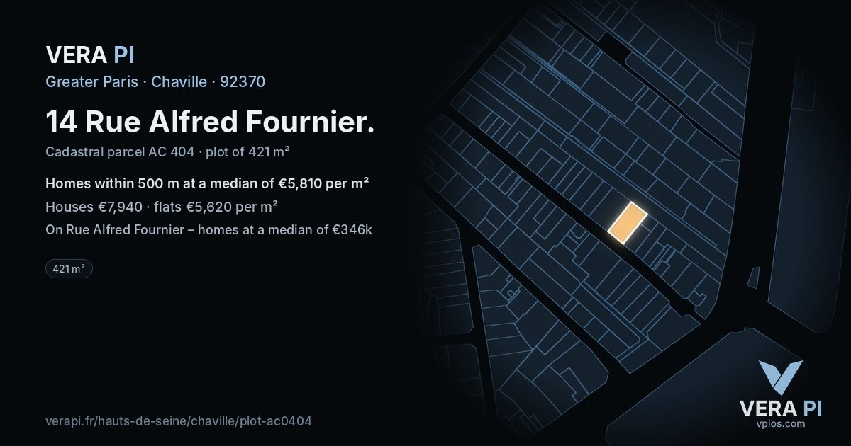 14 Rue Alfred Fournier, Chaville at night – the plot lit, the parcels around coloured by the prices near them