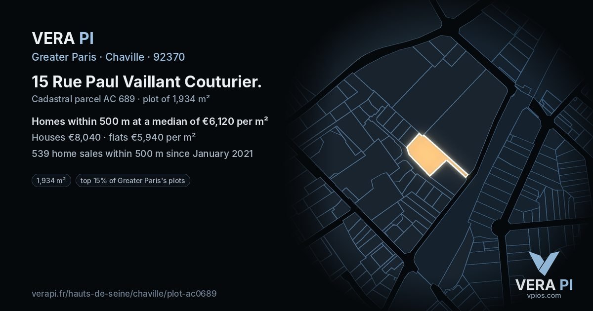 15 Rue Paul Vaillant Couturier, Chaville at night – the plot lit, the parcels around coloured by the prices near them