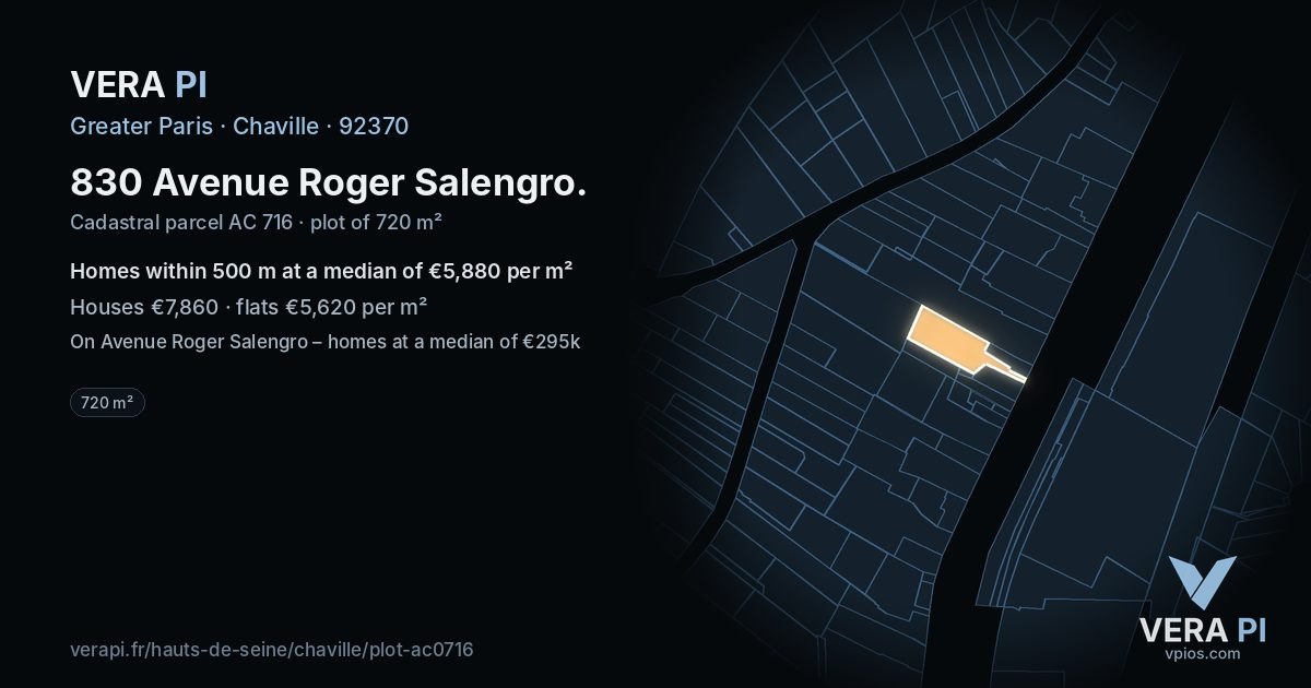 830 Avenue Roger Salengro, Chaville at night – the plot lit, the parcels around coloured by the prices near them