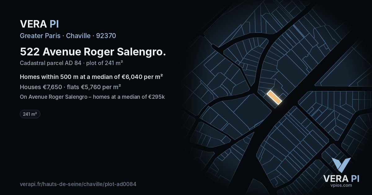 522 Avenue Roger Salengro, Chaville at night – the plot lit, the parcels around coloured by the prices near them