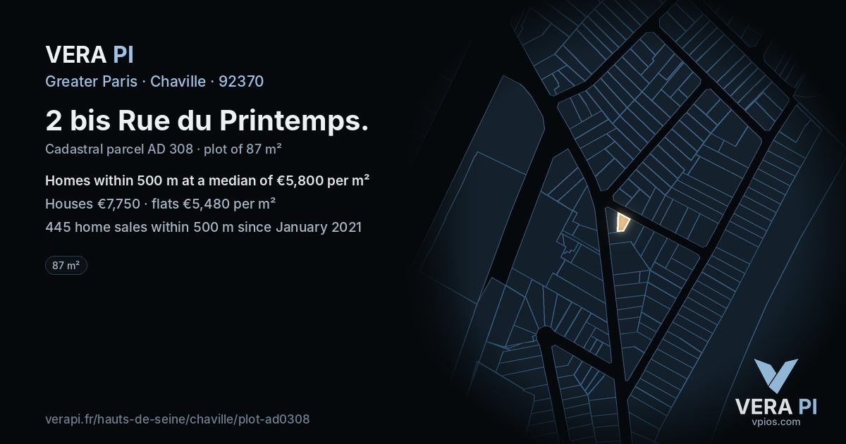 2 bis Rue du Printemps, Chaville at night – the plot lit, the parcels around coloured by the prices near them