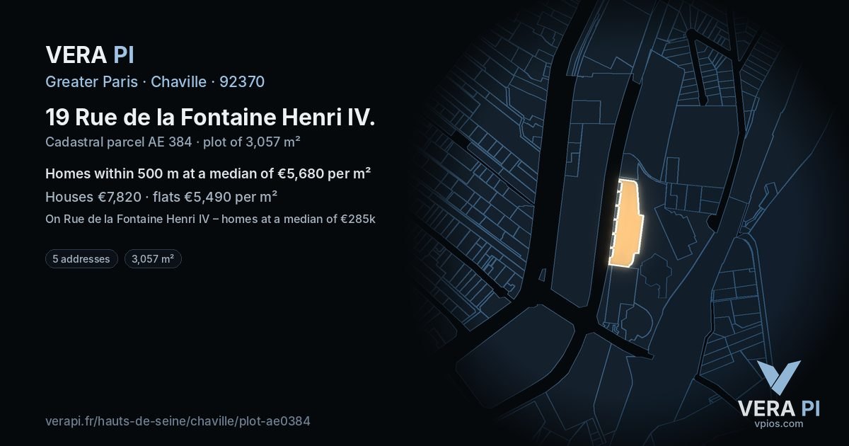 19 Rue de la Fontaine Henri IV, Chaville at night – the plot lit, the parcels around coloured by the prices near them