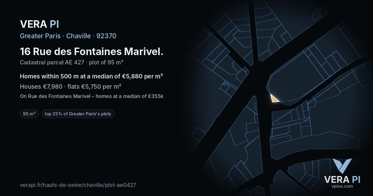 16 Rue des Fontaines Marivel, Chaville at night – the plot lit, the parcels around coloured by the prices near them