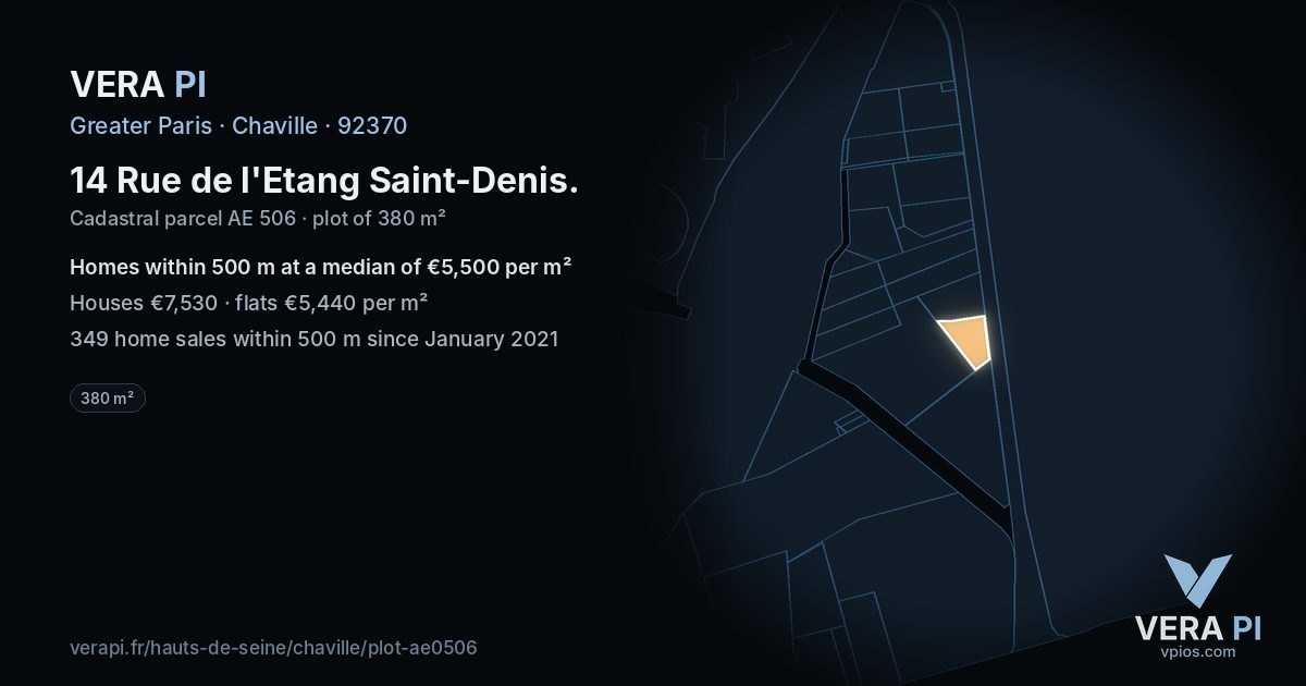 14 Rue de l'Etang Saint-Denis, Chaville at night – the plot lit, the parcels around coloured by the prices near them