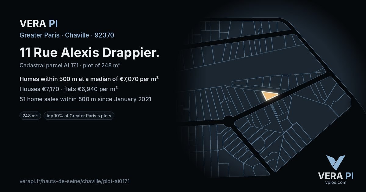 11 Rue Alexis Drappier, Chaville at night – the plot lit, the parcels around coloured by the prices near them