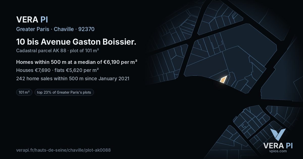 10 bis Avenue Gaston Boissier, Chaville at night – the plot lit, the parcels around coloured by the prices near them