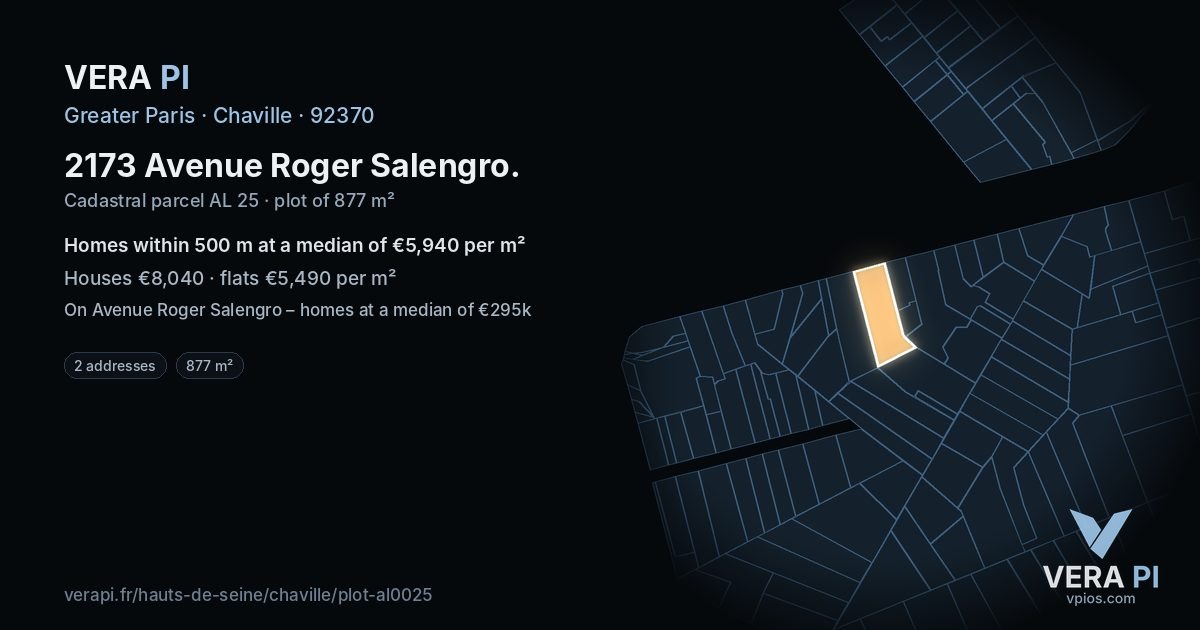 2173 Avenue Roger Salengro, Chaville at night – the plot lit, the parcels around coloured by the prices near them