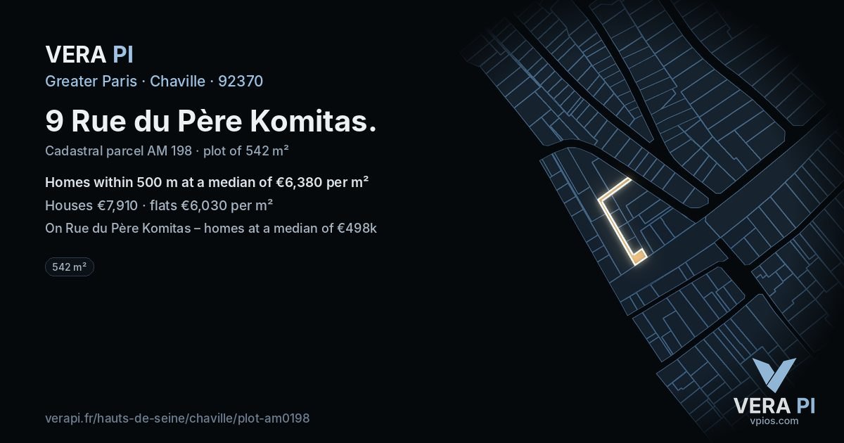 9 Rue du Père Komitas, Chaville at night – the plot lit, the parcels around coloured by the prices near them
