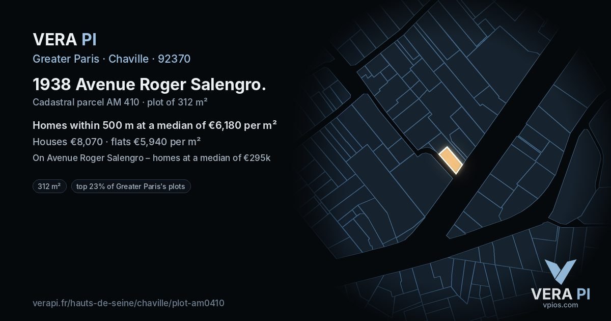 1938 Avenue Roger Salengro, Chaville at night – the plot lit, the parcels around coloured by the prices near them