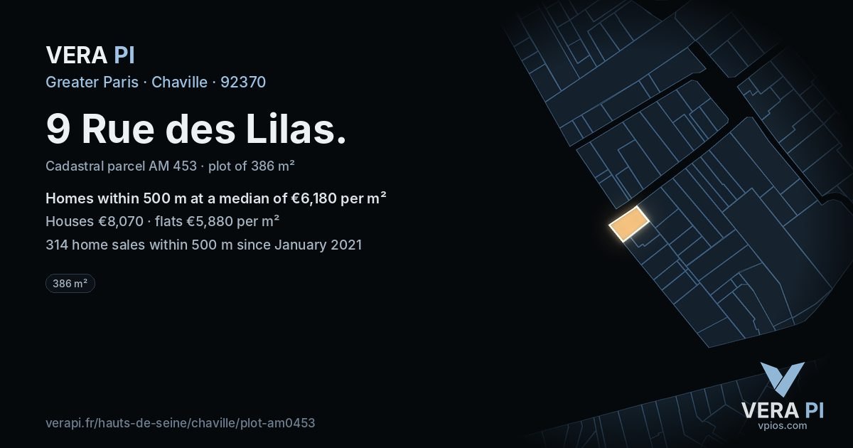 9 Rue des Lilas, Chaville at night – the plot lit, the parcels around coloured by the prices near them