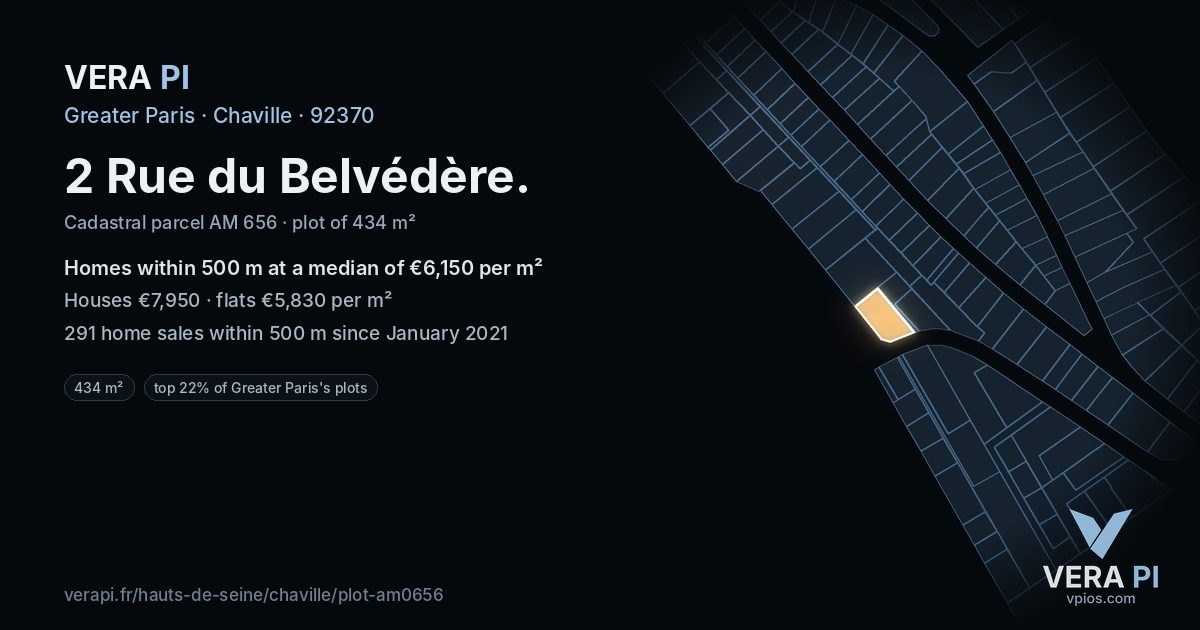 2 Rue du Belvédère, Chaville at night – the plot lit, the parcels around coloured by the prices near them