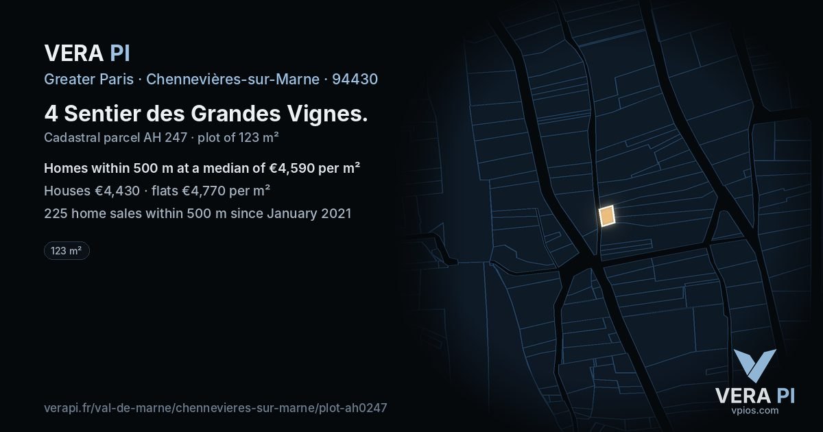 4 Sentier des Grandes Vignes, Chennevières-sur-Marne at night – the plot lit, the parcels around coloured by the prices near them