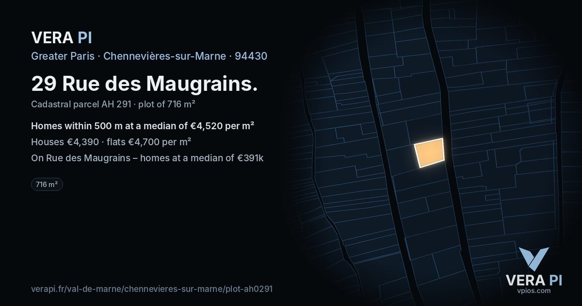 29 Rue des Maugrains, Chennevières-sur-Marne at night – the plot lit, the parcels around coloured by the prices near them