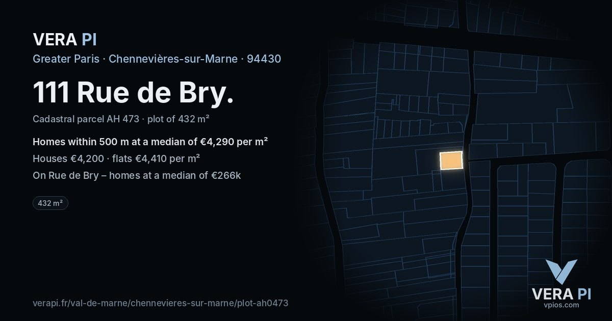 111 Rue de Bry, Chennevières-sur-Marne at night – the plot lit, the parcels around coloured by the prices near them