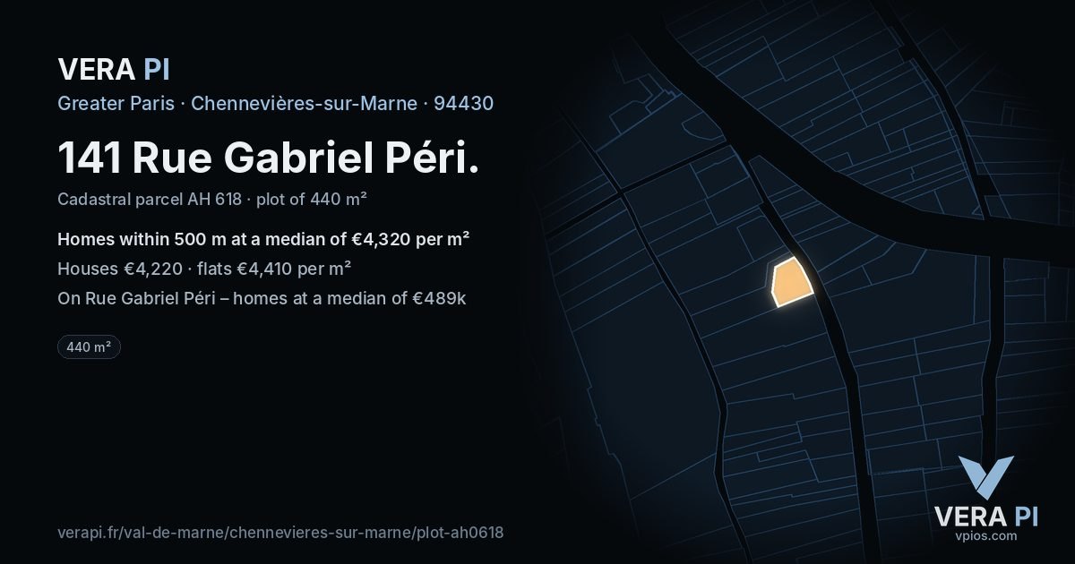 141 Rue Gabriel Péri, Chennevières-sur-Marne at night – the plot lit, the parcels around coloured by the prices near them