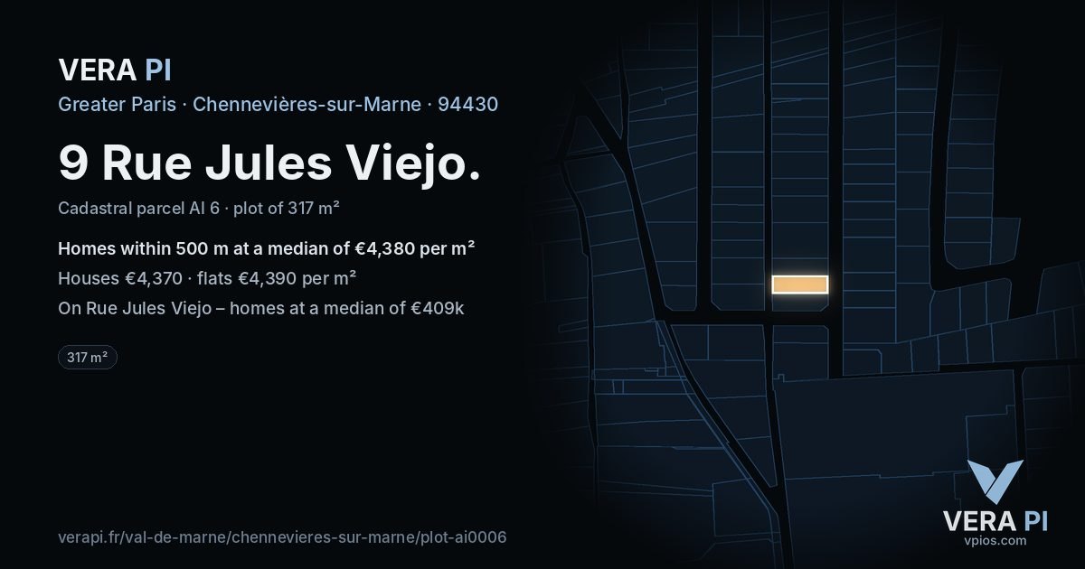 9 Rue Jules Viejo, Chennevières-sur-Marne at night – the plot lit, the parcels around coloured by the prices near them