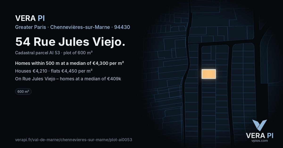 54 Rue Jules Viejo, Chennevières-sur-Marne at night – the plot lit, the parcels around coloured by the prices near them