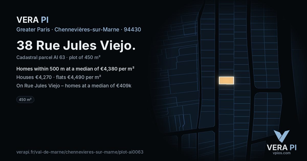 38 Rue Jules Viejo, Chennevières-sur-Marne at night – the plot lit, the parcels around coloured by the prices near them