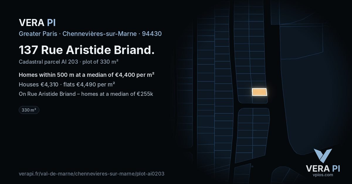 137 Rue Aristide Briand, Chennevières-sur-Marne at night – the plot lit, the parcels around coloured by the prices near them