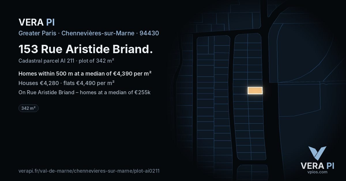 153 Rue Aristide Briand, Chennevières-sur-Marne at night – the plot lit, the parcels around coloured by the prices near them