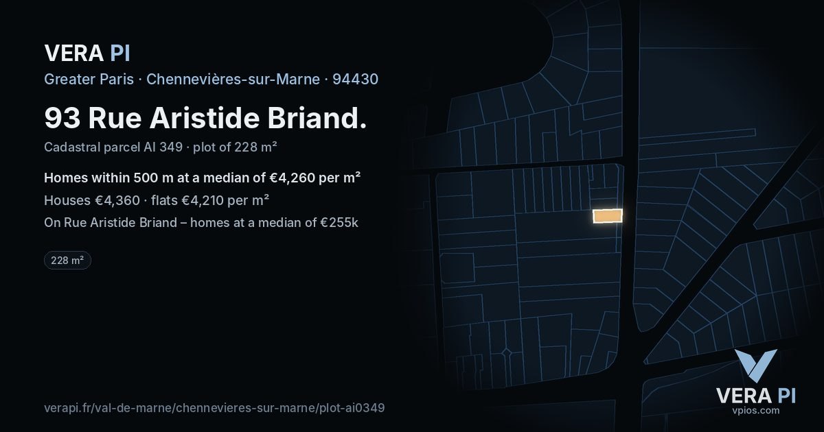 93 Rue Aristide Briand, Chennevières-sur-Marne at night – the plot lit, the parcels around coloured by the prices near them