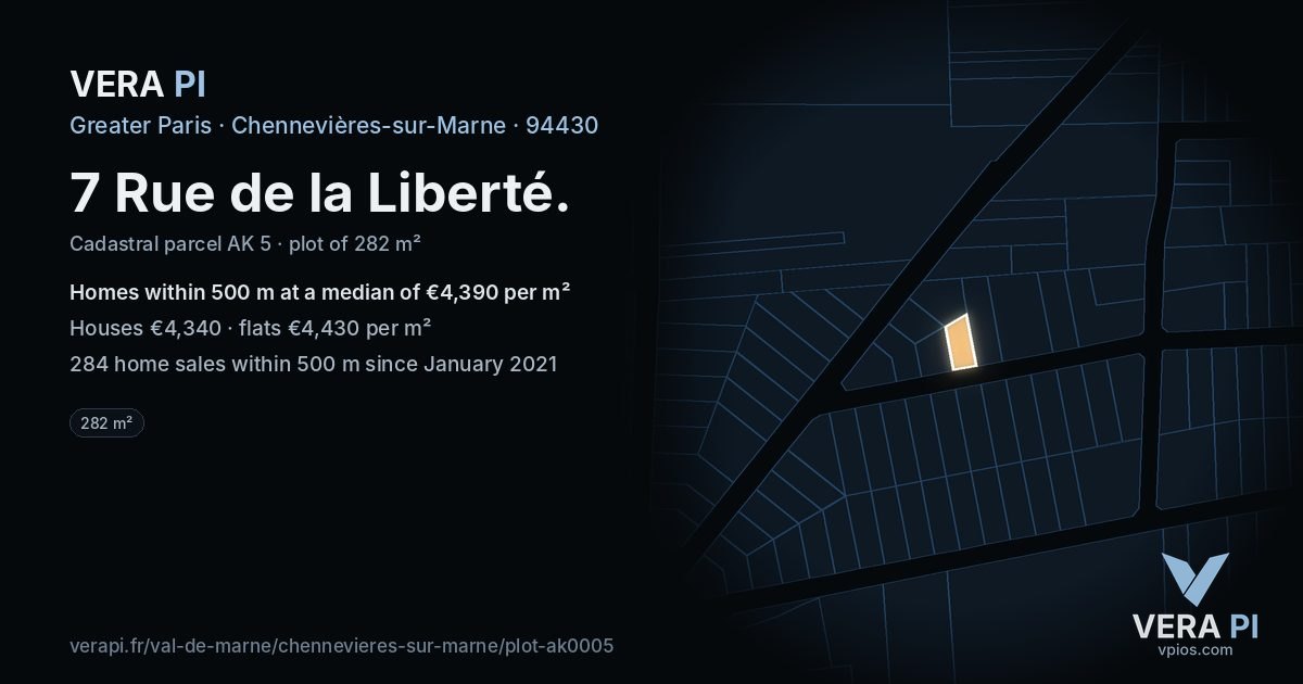 7 Rue de la Liberté, Chennevières-sur-Marne at night – the plot lit, the parcels around coloured by the prices near them