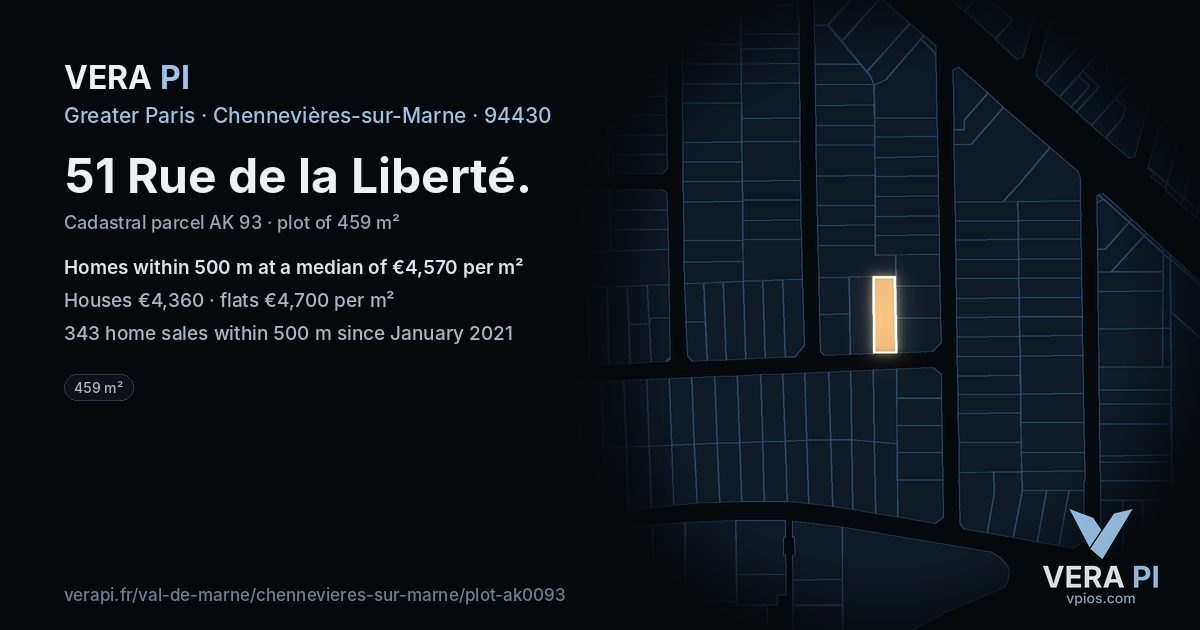 51 Rue de la Liberté, Chennevières-sur-Marne at night – the plot lit, the parcels around coloured by the prices near them