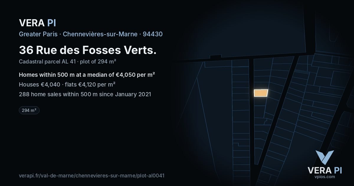 36 Rue des Fosses Verts, Chennevières-sur-Marne at night – the plot lit, the parcels around coloured by the prices near them