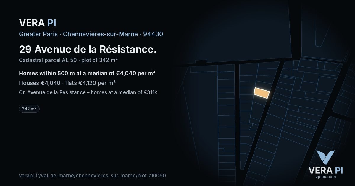 29 Avenue de la Résistance, Chennevières-sur-Marne at night – the plot lit, the parcels around coloured by the prices near them