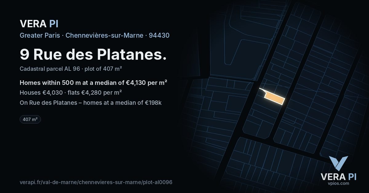 9 Rue des Platanes, Chennevières-sur-Marne at night – the plot lit, the parcels around coloured by the prices near them