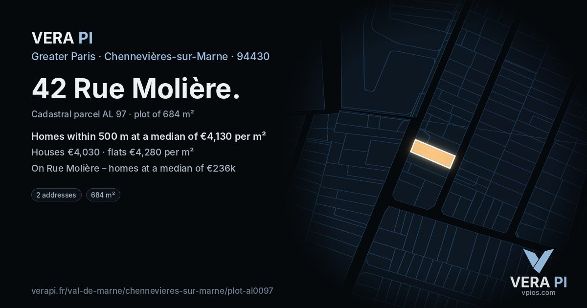 42 Rue Molière, Chennevières-sur-Marne at night – the plot lit, the parcels around coloured by the prices near them