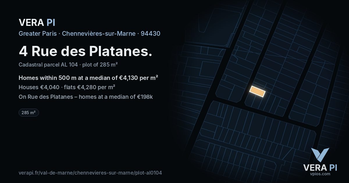 4 Rue des Platanes, Chennevières-sur-Marne at night – the plot lit, the parcels around coloured by the prices near them