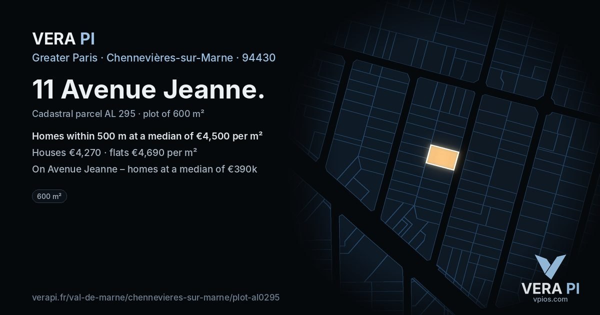 11 Avenue Jeanne, Chennevières-sur-Marne at night – the plot lit, the parcels around coloured by the prices near them
