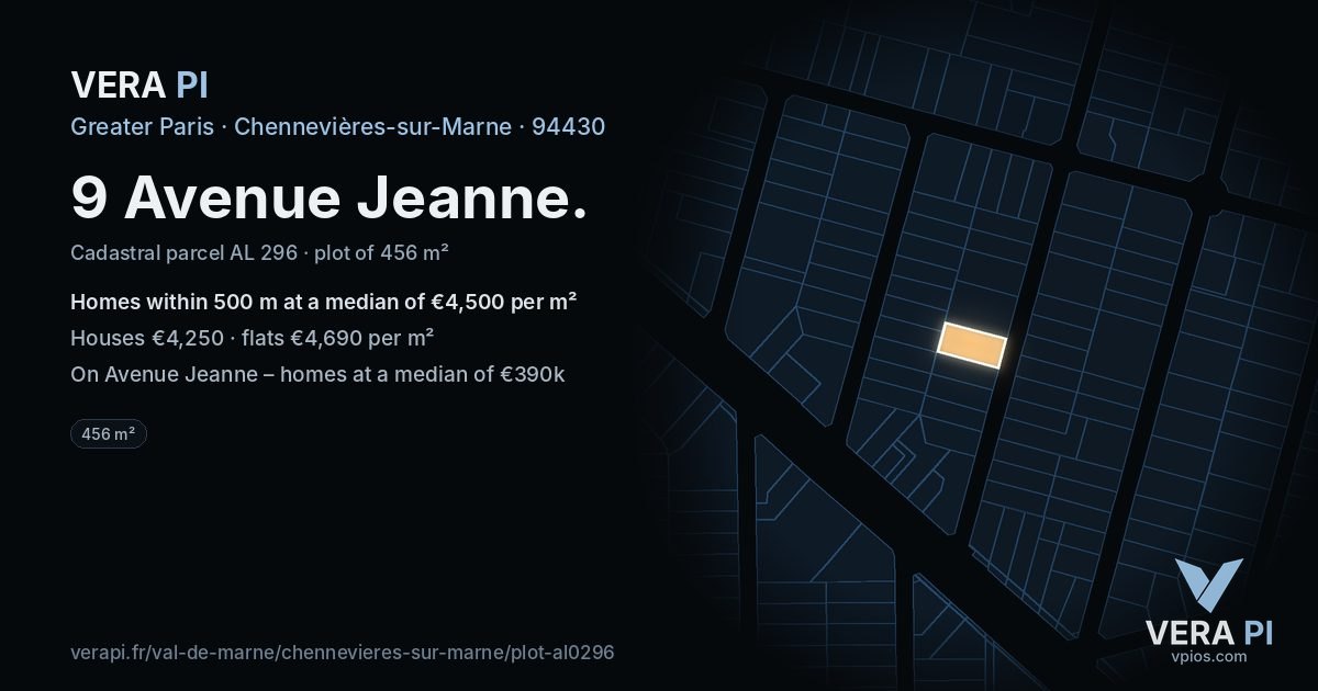 9 Avenue Jeanne, Chennevières-sur-Marne at night – the plot lit, the parcels around coloured by the prices near them