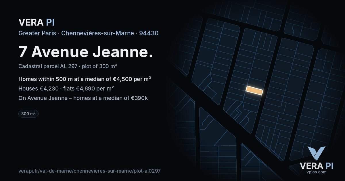 7 Avenue Jeanne, Chennevières-sur-Marne at night – the plot lit, the parcels around coloured by the prices near them