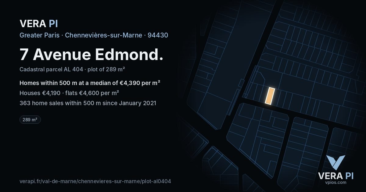 7 Avenue Edmond, Chennevières-sur-Marne at night – the plot lit, the parcels around coloured by the prices near them