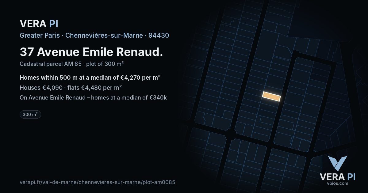 37 Avenue Emile Renaud, Chennevières-sur-Marne at night – the plot lit, the parcels around coloured by the prices near them