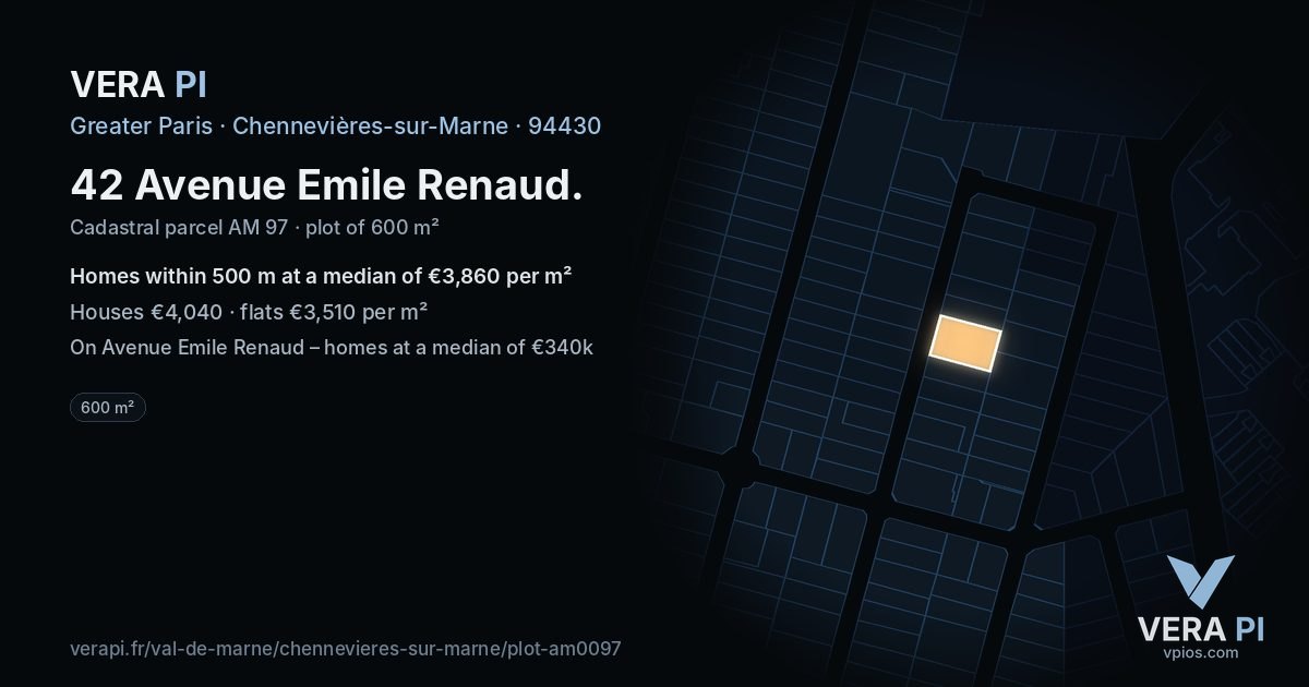42 Avenue Emile Renaud, Chennevières-sur-Marne at night – the plot lit, the parcels around coloured by the prices near them