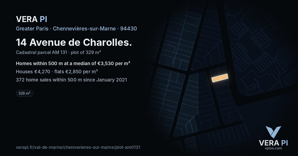 14 Avenue de Charolles, Chennevières-sur-Marne at night – the plot lit, the parcels around coloured by the prices near them