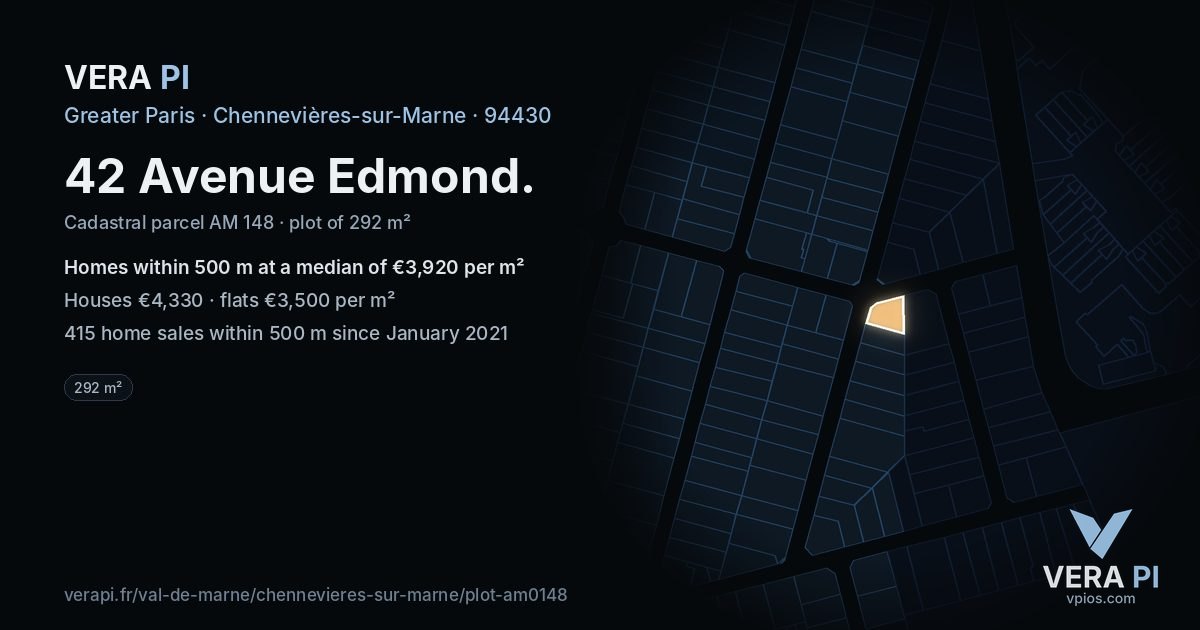 42 Avenue Edmond, Chennevières-sur-Marne at night – the plot lit, the parcels around coloured by the prices near them