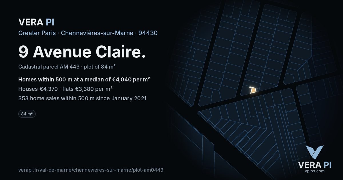 9 Avenue Claire, Chennevières-sur-Marne at night – the plot lit, the parcels around coloured by the prices near them