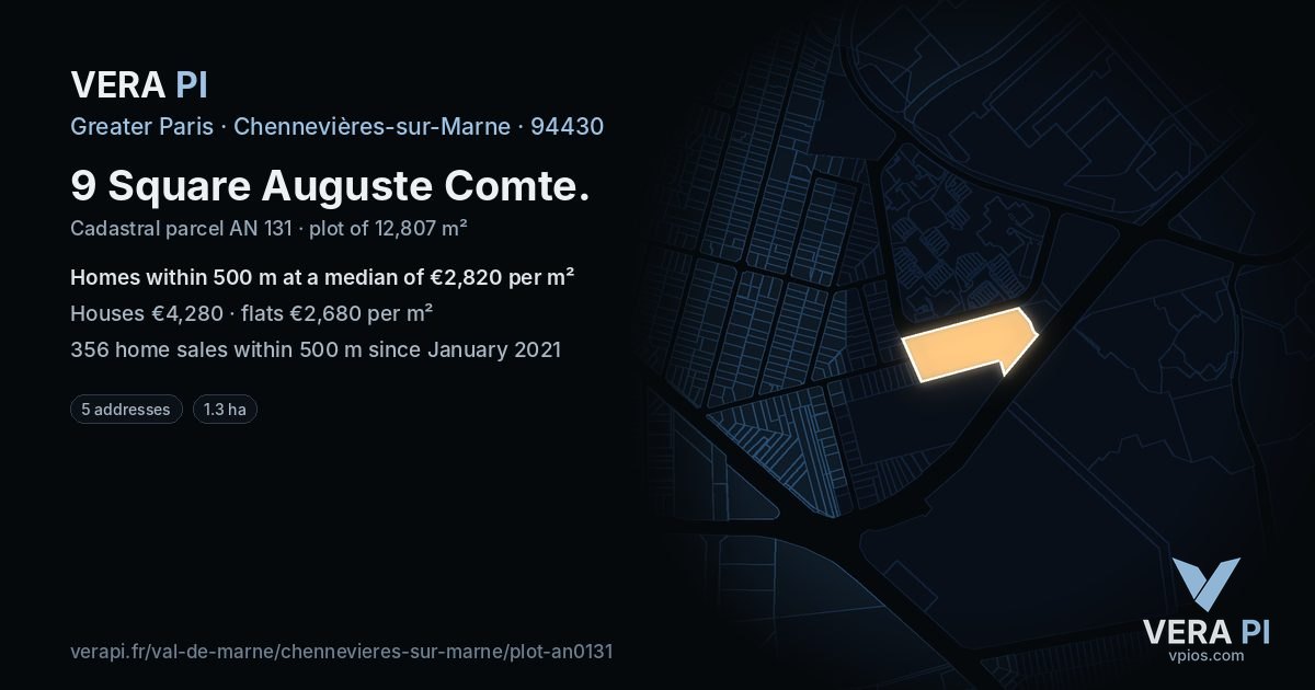 9 Square Auguste Comte, Chennevières-sur-Marne at night – the plot lit, the parcels around coloured by the prices near them