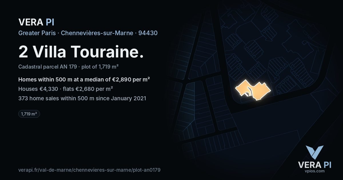 2 Villa Touraine, Chennevières-sur-Marne at night – the plot lit, the parcels around coloured by the prices near them
