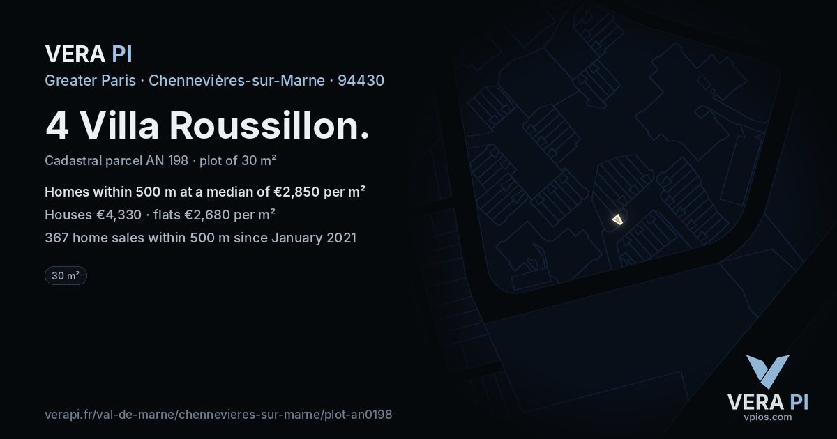 4 Villa Roussillon, Chennevières-sur-Marne at night – the plot lit, the parcels around coloured by the prices near them