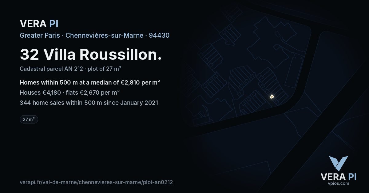 32 Villa Roussillon, Chennevières-sur-Marne at night – the plot lit, the parcels around coloured by the prices near them
