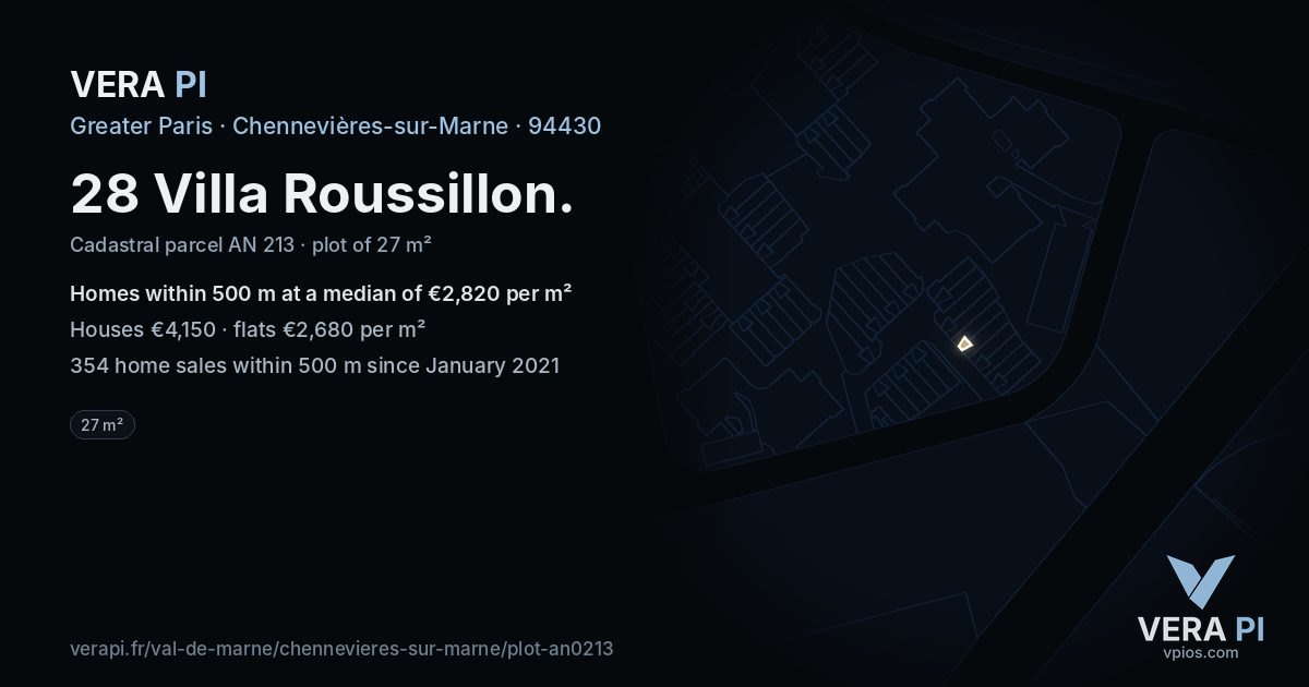 28 Villa Roussillon, Chennevières-sur-Marne at night – the plot lit, the parcels around coloured by the prices near them