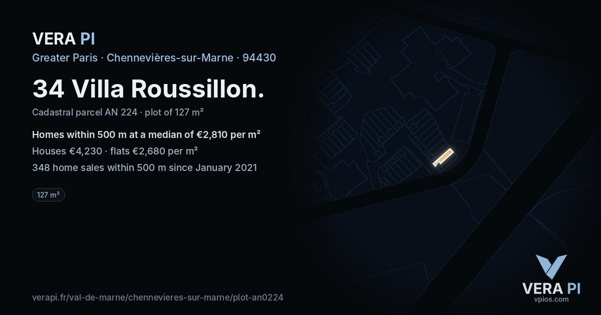 34 Villa Roussillon, Chennevières-sur-Marne at night – the plot lit, the parcels around coloured by the prices near them