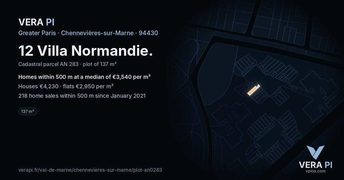 12 Villa Normandie, Chennevières-sur-Marne at night – the plot lit, the parcels around coloured by the prices near them