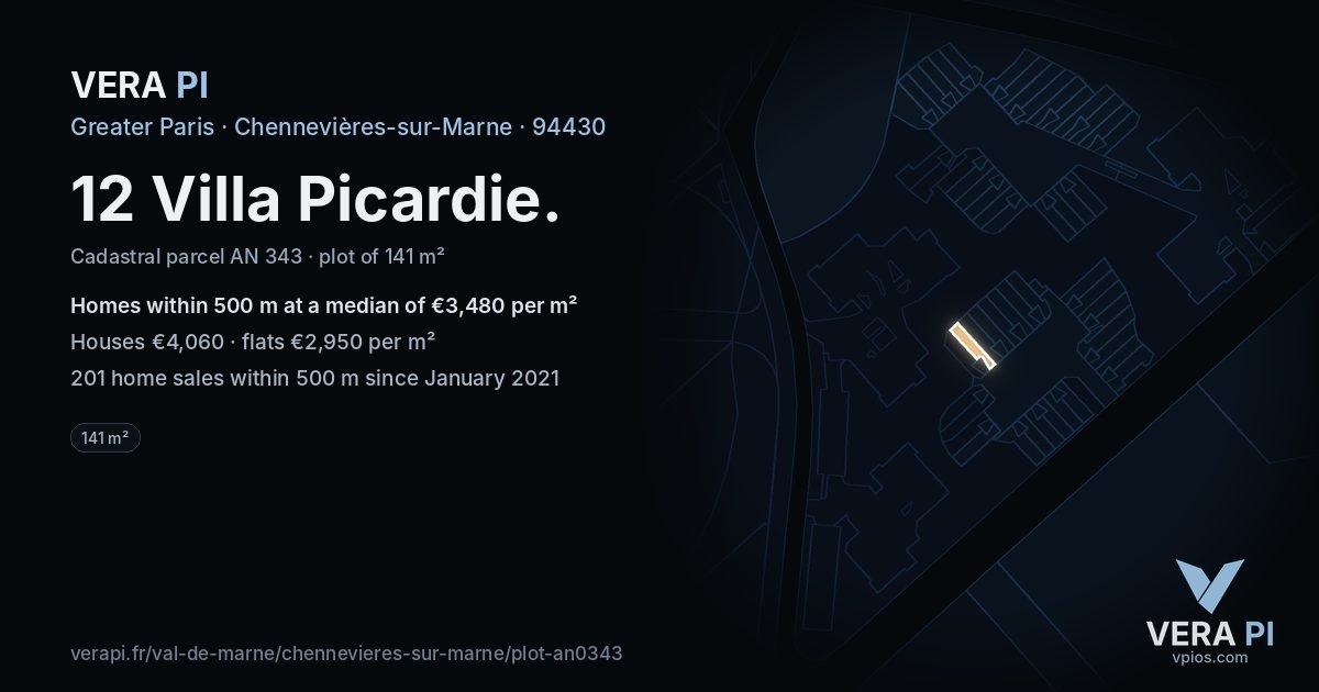 12 Villa Picardie, Chennevières-sur-Marne at night – the plot lit, the parcels around coloured by the prices near them